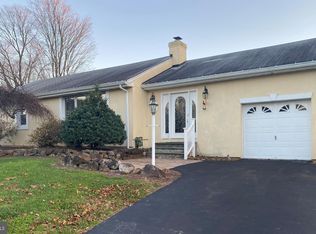 332 Washington Crossing Pennington Rd, Titusville, NJ 08560