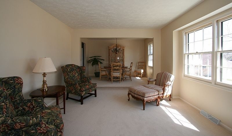 1st image of 2005 S 141st Cir