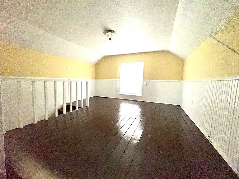 751 Van Buren Rd — Photo 10
