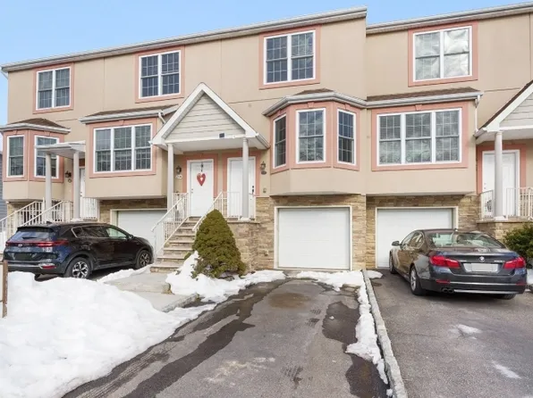 24C Van Pelt Pl BLDG 24 #C, Little Falls Twp., NJ 07424