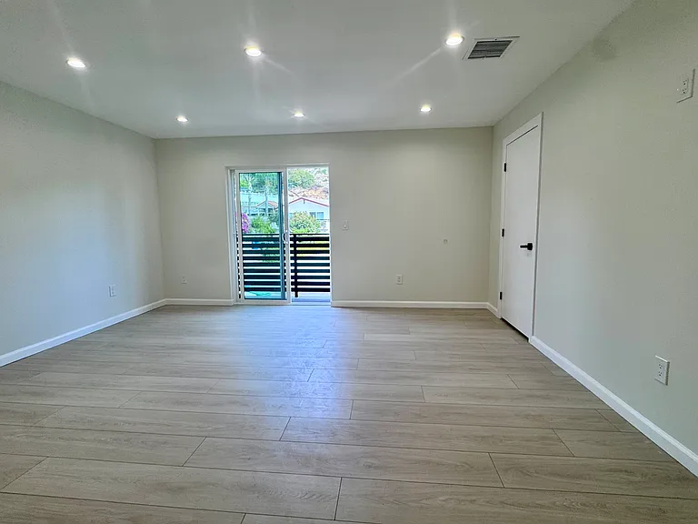 10789 Las Lunitas Ave #10787 — Photo 17