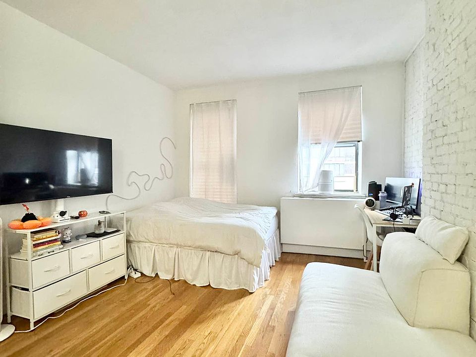 1st image of 401 E 62nd St Unit 5E