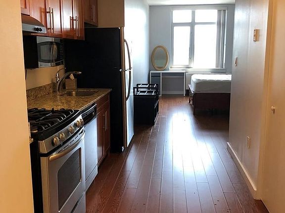 2nd image of 40-28 College Point Blvd #1009