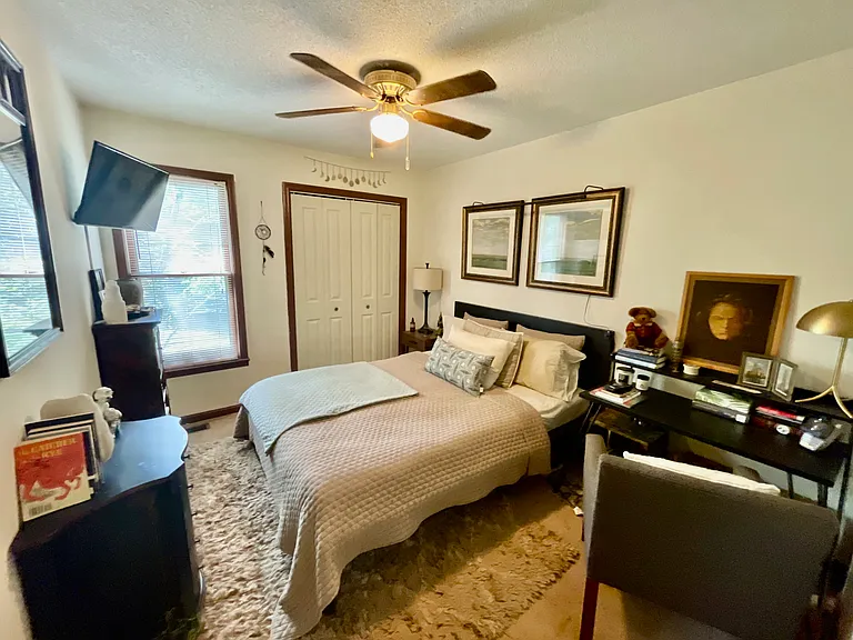 150 Brookstone Dr — Photo 5