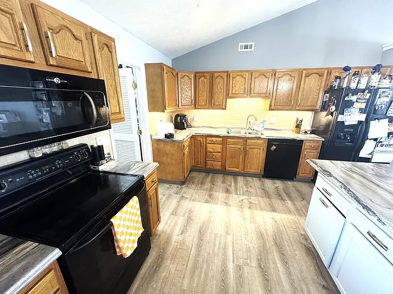 5122 Flatlake Ct — Photo 6