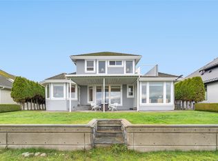 1765 Admiral Tryon Blvd, Nanaimo, BC V9P 2V2