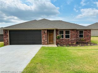 1100 Lavender Rd, Bonanza, AR 72916
