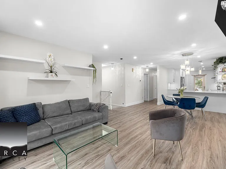 1403 Frederick Rd — Photo 4