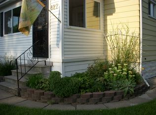 827 Ellis Blvd NW, Cedar Rapids, IA 52405