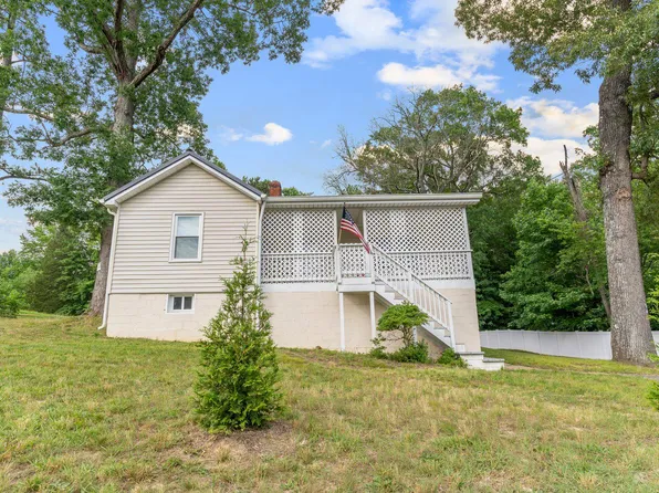 23690 Three Notch Rd, Hollywood, MD 20636
