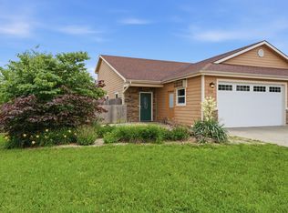 2721 Buttonwood Dr, Manhattan, KS 66502