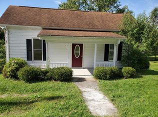 110 Baldwin St, Radford, VA 24141
