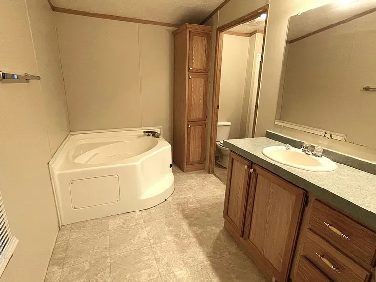 83 Brenner Ct — Photo 13