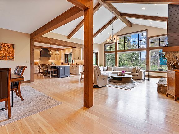 3rd image of 3010 River Lakes Dr