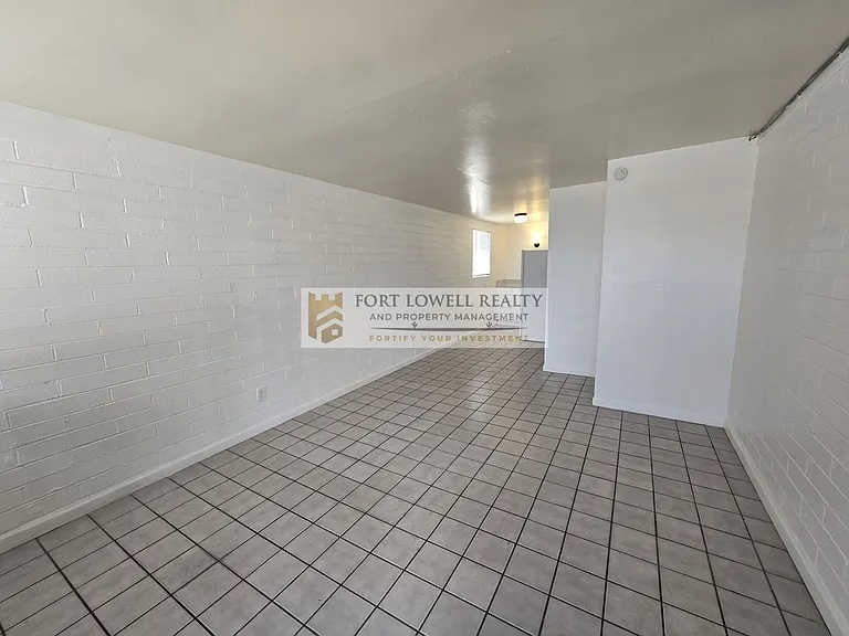201-211 W Kelso St, Tucson, AZ 85705 — Photo 3
