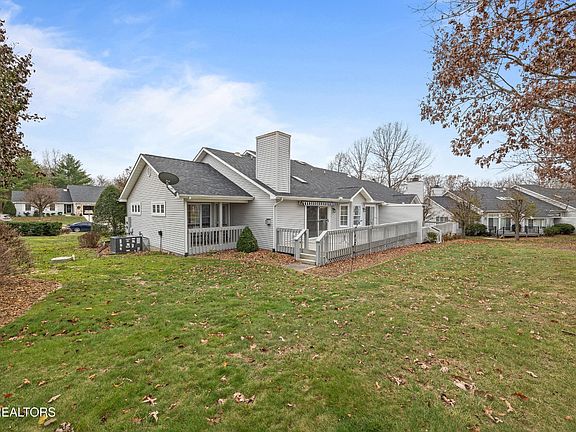 5th image of 19 Augustine Ln