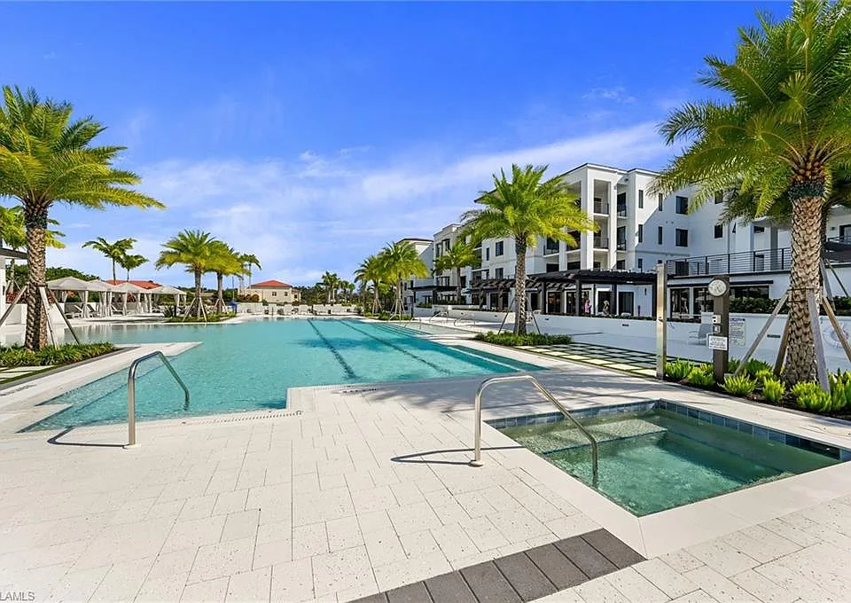 1111 Central Ave #417A