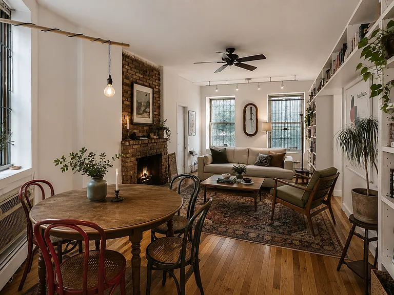 518 E 11th St #5B — Photo 1