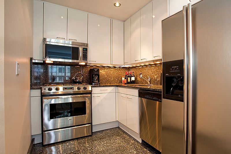 2nd image of 146 W 57th St APT 65E
