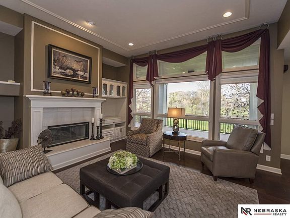 4th image of 21046 Arbor Ct