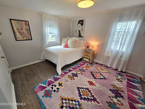 5th image of 305 3rd Ave APT 2