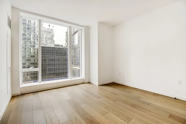 Rented by Compass | media 28