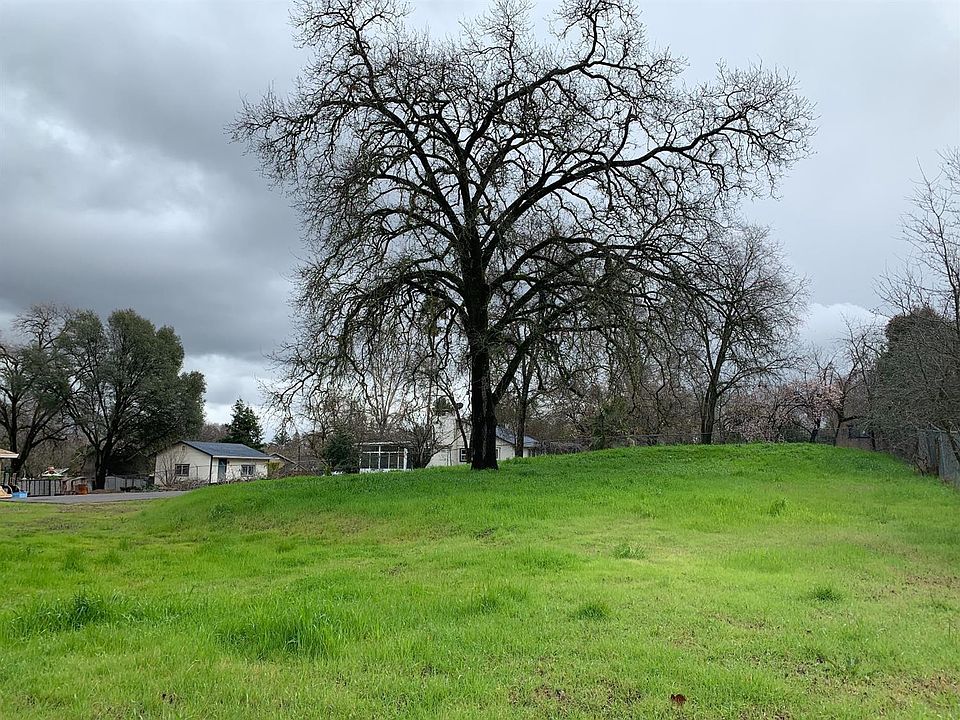 1st image of 8855 Dixon Oaks Ln