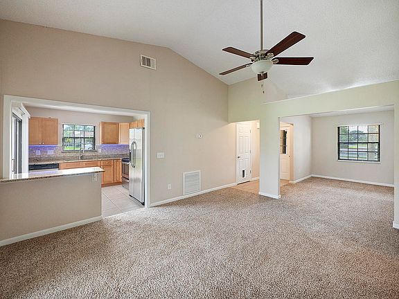 5th image of 2259 SE Breckenridge Cir