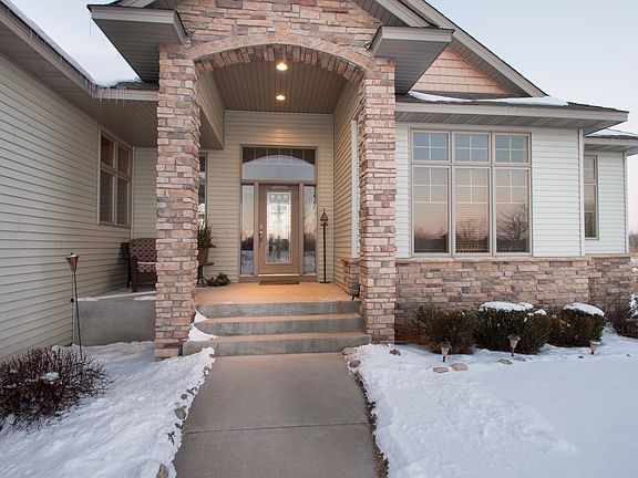 5th image of 2601 226th Ln NW