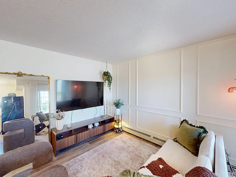 630 8th Ave SE #217 — Photo 10