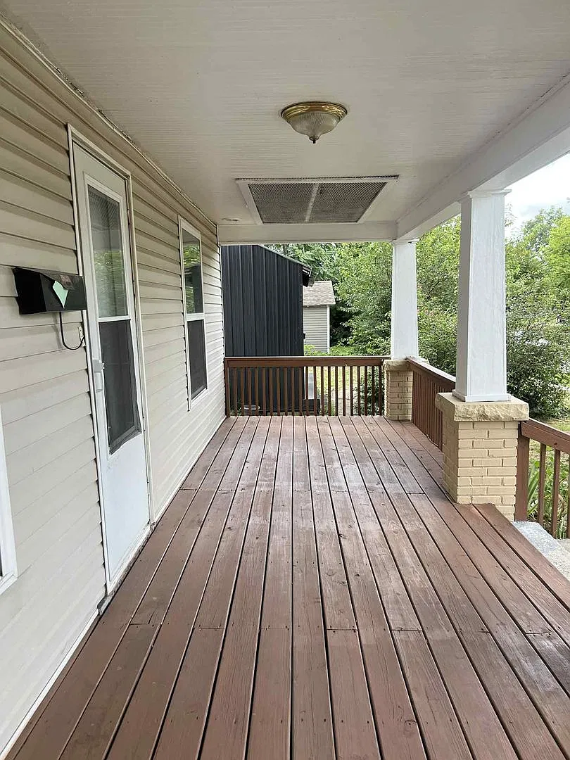 Coming Soon: ! Joplin: Beautiful, Spacious 4 Bedroom/ 3 Bathrooms House With Shed And Close To Ho... — Photo 4