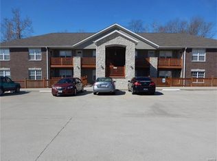 819 Elm Way Ct APT 3, Belleville, IL