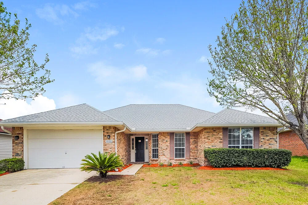 3 bed, 2.0 bath, 2043 sqft, $2,810 — Photo 1