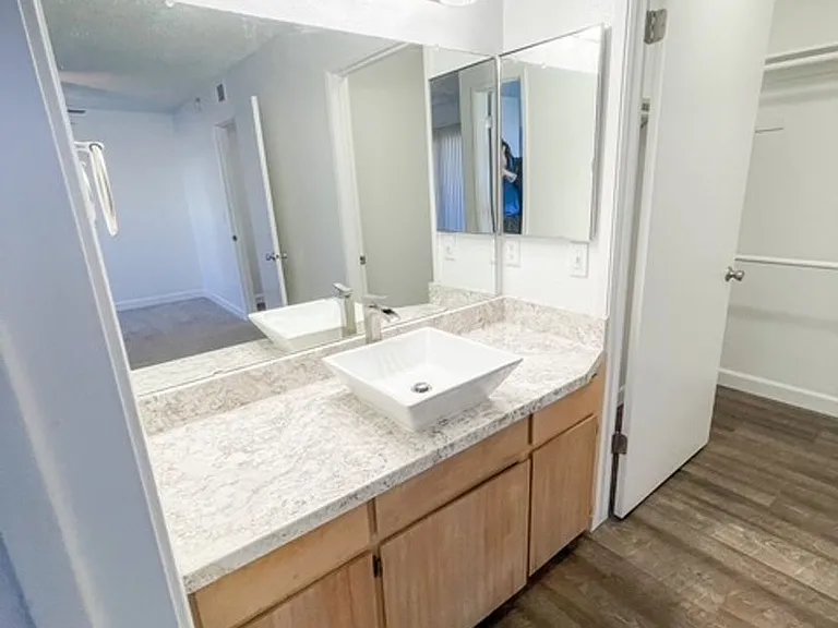 Jackson Park Place — Photo 122