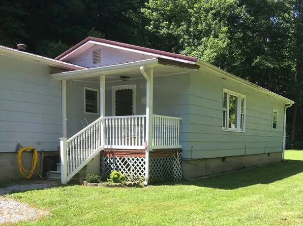 3717 Stone Coal Rd, Pikeville, KY 41501