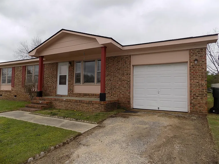 6510 Cissna Dr — Photo 2