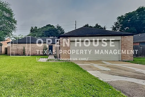 1070 Red Rock Canyon Dr Photo 1