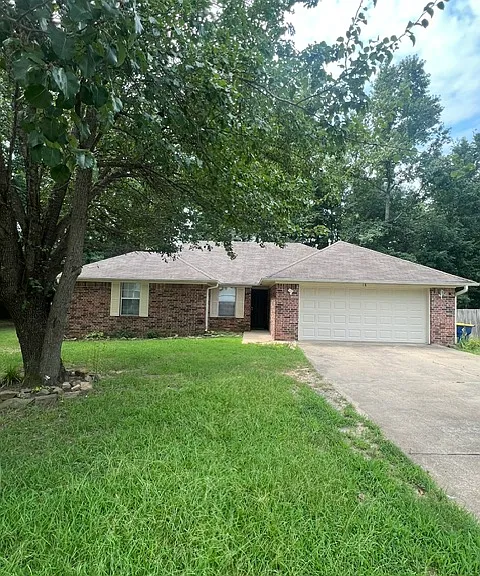 18 Marian Cv — Photo 2