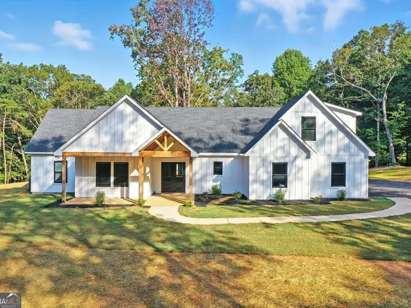 912 Town Creek Rd, Talking Rock, GA 30175