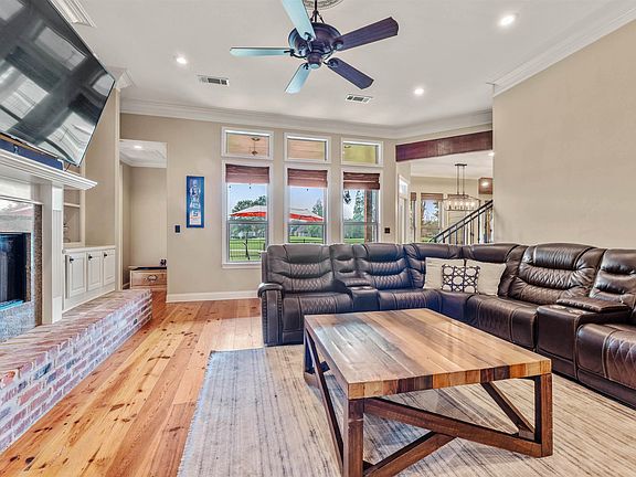4th image of 6122 Tezcuco Ct