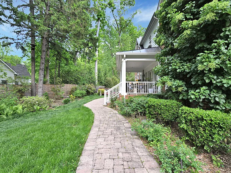 6907 Bradley Blvd — Photo 145