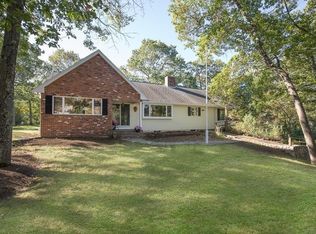 6 New Towne Dr, Hingham, MA 02043