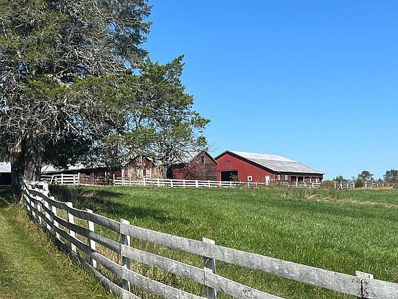 4th image of 18201 Constitution Hwy