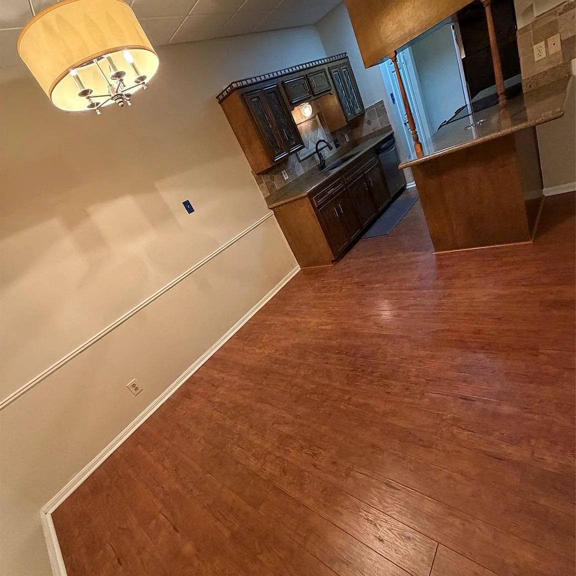 2 bed, 2.0 bath, 1274 sqft, $1,400 — Photo 4