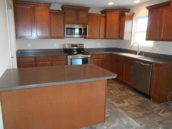 3rd image of 5695 Long Meadow Dr