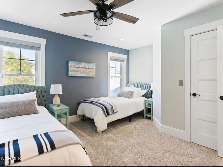 529 Spencer Farlow Dr #B — Photo 17