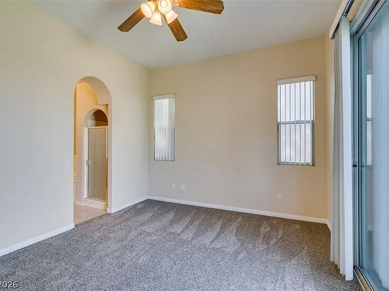 120 Woolman Rink Ave — Photo 31