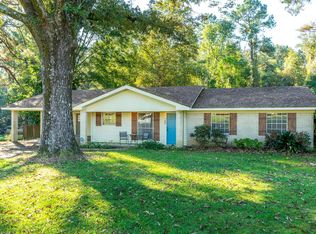 1409 Dan St, Prentiss, MS 39474
