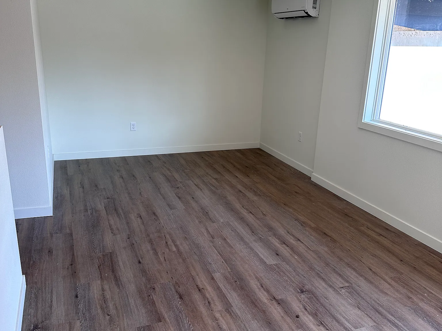 1 bed, 500 sqft, $1,300 — Photo 2