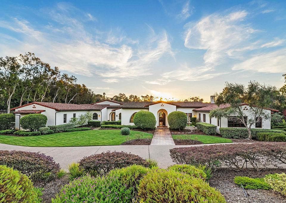 1st image of 6870 La Valle Plateada